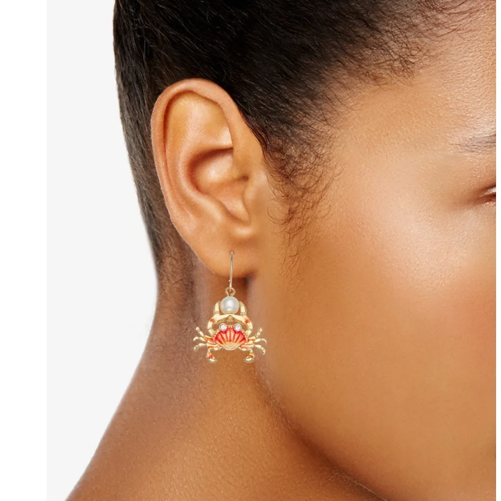 Napier crabs pearl drop earrings - Picture 3 of 3